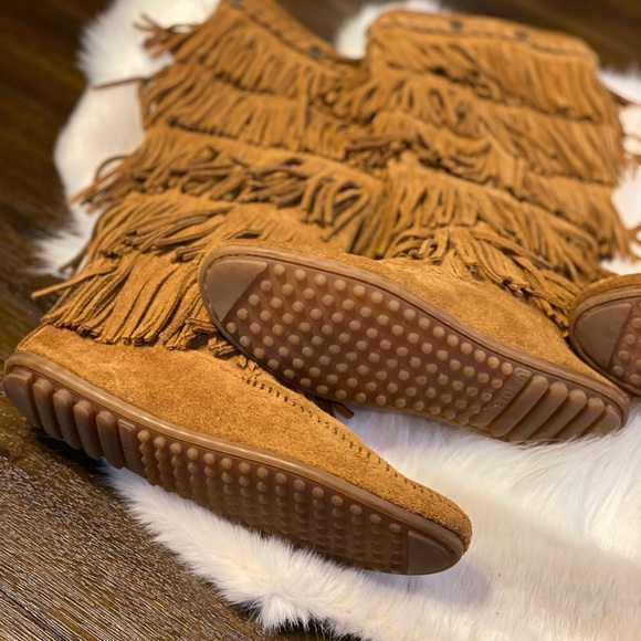Women’s Tall Fringe Minnetonka Boots Size 9 - Picture 6 of 13